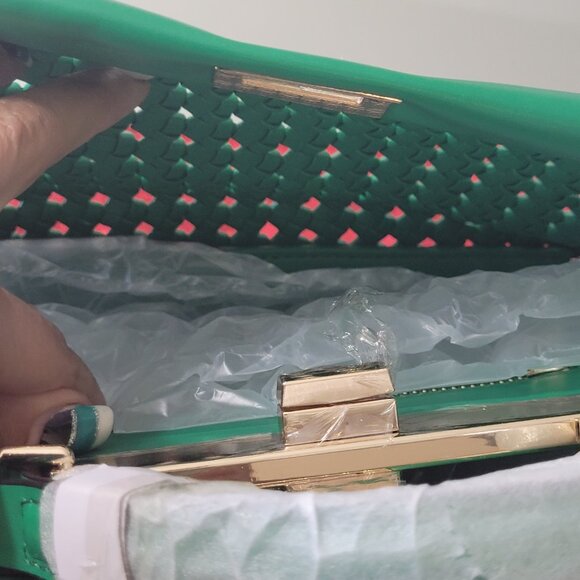 New2 Way Handbag**Green or White**With Crossbody Strap - Picture 10 of 12